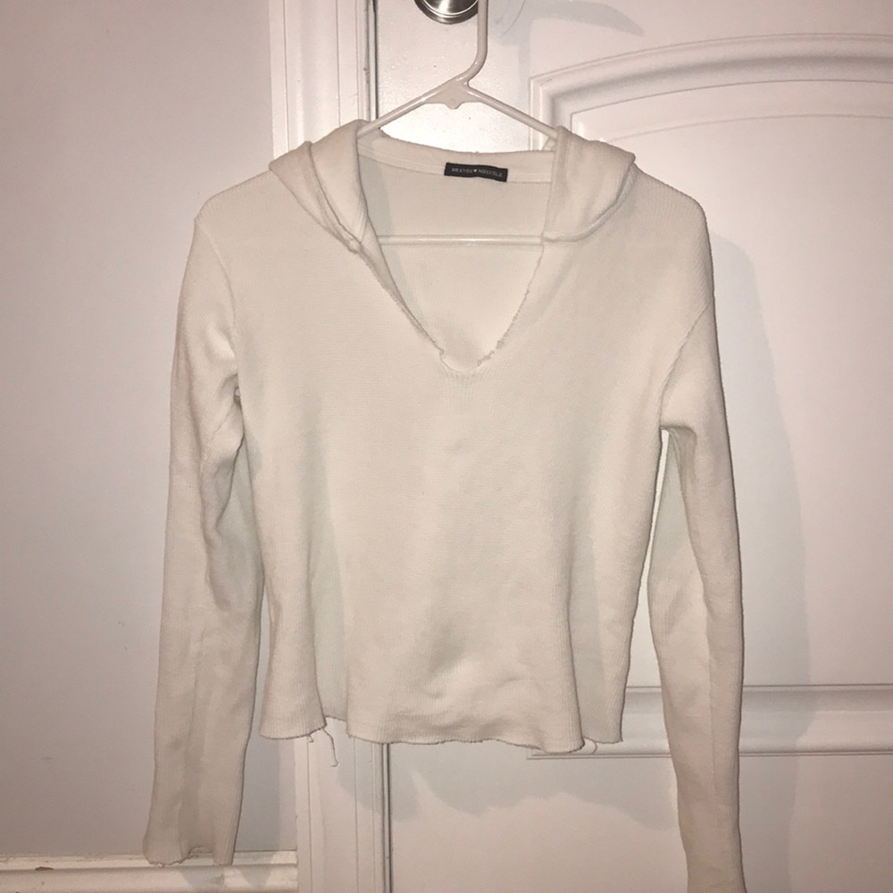Brandy Melville hooded sweater
